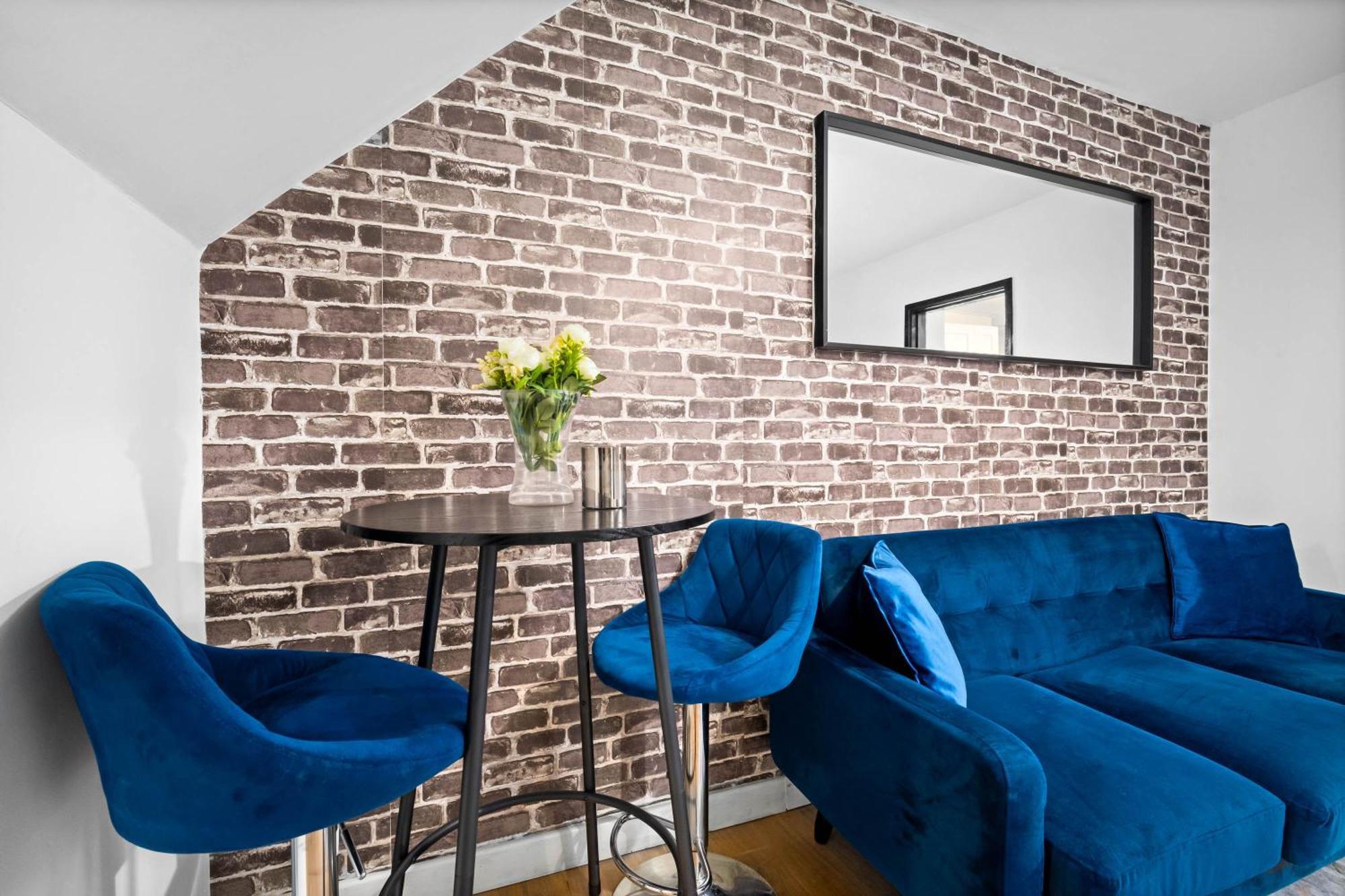 Holiday home 5 Bedrooms - 5 Bathrooms - Parking - Garden - 376 Birmingham